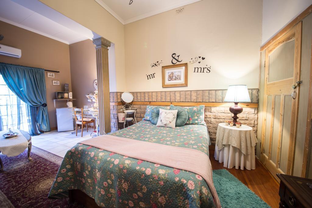 Tarentaalrand Guesthouse Upington Pokoj fotografie